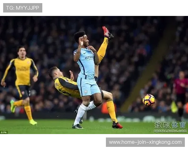 本菲卡卢西亚诺插上推射完成逆转关键进球 本菲卡卢西亚诺插上推射完成逆转关键进球