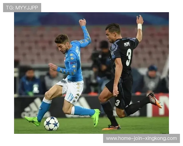 那不勒斯无球跑动出彩,前场穿插非常有效